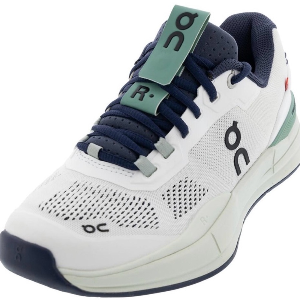 On Cloud The Roger Pro Women Undyed-White Aloe Tennis Shoes Sz 8.5 US